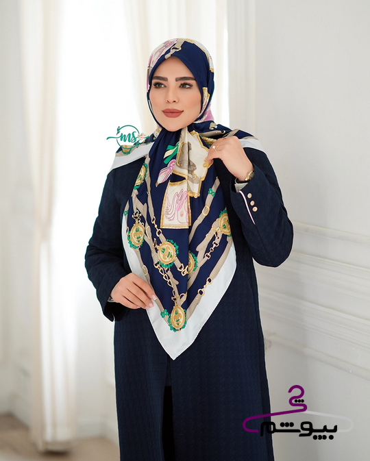 روسری ابریشم ژاکارد طرح قاب سرمه ای